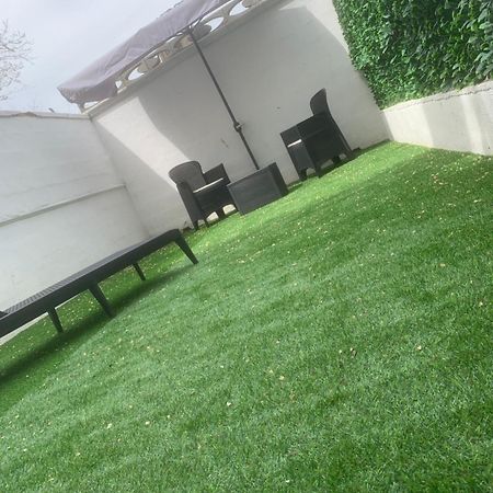 Ippocampo Alba E Tramonto Al Giardino Apartment Exterior photo